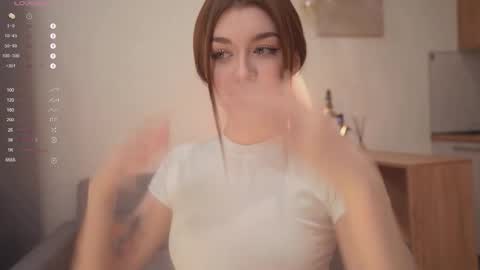 Snapshot of minirini chatting on October 1, 2025, 3:51 pm Rina online show from October 1, 2025, 3:51 pm