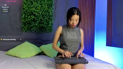 Snapshot of minji_chido chatting on May 4, 2026, 11:06 am minji_chido online show from May 4, 2026, 11:06 am