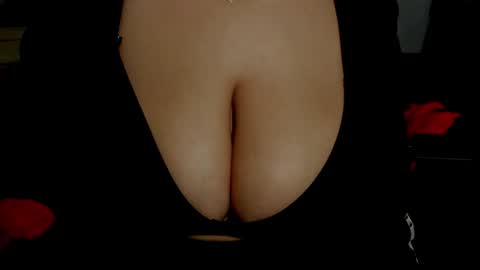 minka0 online show from December 10, 2024, 9:11 pm