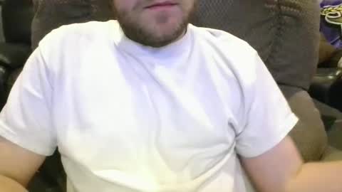 Minnesota Guy online show from December 1, 2025, 9:20 pm