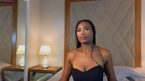 minni selena online show from November 28, 2025, 3:58 pm