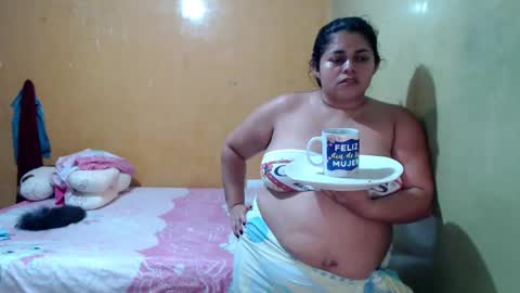 Snapshot of minnie_bbw69 chatting on October 12, 2025, 3:27 am Andrea online show from October 12, 2025, 3:27 am