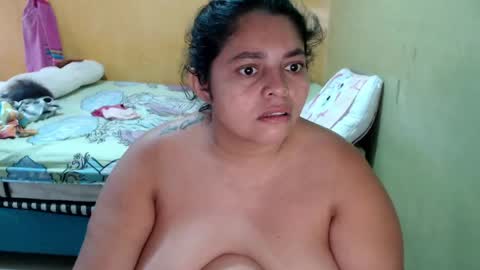 Snapshot of minnie_bbw69 chatting on May 13, 2026, 11:18 am Andrea online show from May 13, 2026, 11:18 am