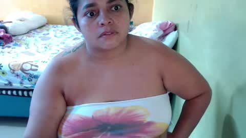 Snapshot of minnie_bbw69 chatting on May 31, 2026, 11:17 am Andrea online show from May 31, 2026, 11:17 am
