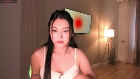 minnie_jin online show from April 11, 2026, 11:47 am