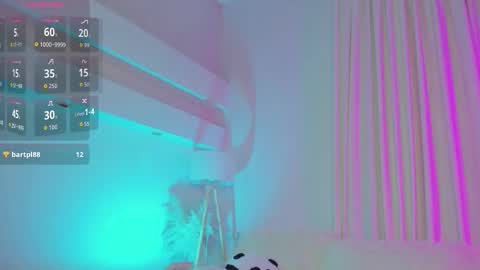 Snapshot of mintlackey chatting on September 13, 2025, 7:41 am Lianna online show from September 13, 2025, 7:41 am