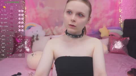 Snapshot of minx_girll chatting on February 5, 2025, 7:18 am Vikki online show from February 5, 2025, 7:18 am