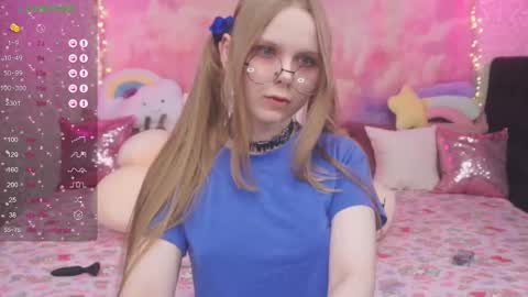 Snapshot of minx_girll chatting on February 10, 2025, 7:15 am Vikki online show from February 10, 2025, 7:15 am