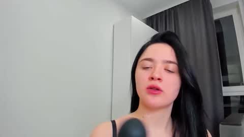 Minx NightCityX online show from November 11, 2025, 12:32 am