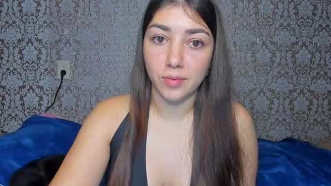 Snapshot of mira_bloempje chatting on September 23, 2025, 7:06 pm Mira online show from September 23, 2025, 7:06 pm