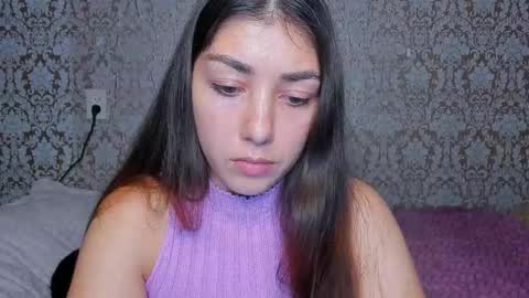 Snapshot of mira_bloempje chatting on October 14, 2025, 6:42 pm Mira online show from October 14, 2025, 6:42 pm