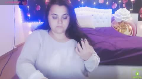 mira_cle_ online show from October 28, 2025, 10:30 am