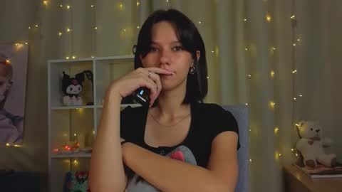 Mary online show from September 19, 2025, 4:25 am