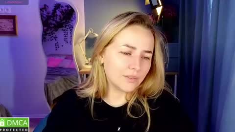 Mira online show from June 18, 2026, 1:17 am
