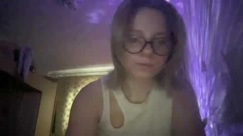 Stellary online show from September 11, 2025, 12:49 pm