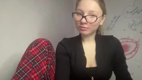 Stellary online show from September 22, 2025, 10:28 am