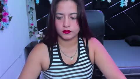 mirabella_miller online show from November 27, 2025, 12:07 pm