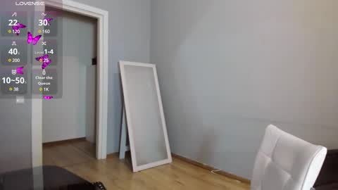 Meera online show from January 5, 2025, 3:23 pm