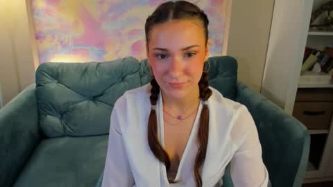 mirageanny online show from March 16, 2026, 2:43 pm