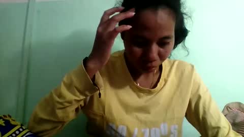 Snapshot of mirah881 chatting on May 12, 2026, 10:01 am mirah881 online show from May 12, 2026, 10:01 am