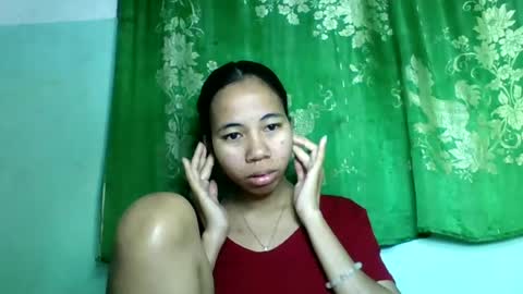 Snapshot of mirah881 chatting on June 18, 2026, 8:03 am mirah881 online show from June 18, 2026, 8:03 am