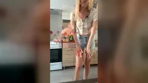 Mira online show from March 5, 2026, 1:18 pm