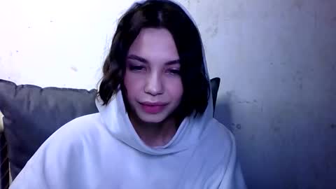 Snapshot of miralapics chatting on March 29, 2026, 4:18 pm MiraLaPics online show from March 29, 2026, 4:18 pm