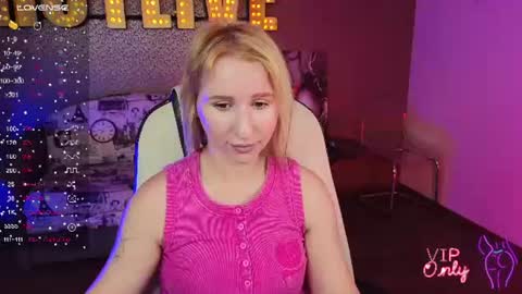 Snapshot of miralush chatting on July 23, 2026, 6:33 am Mira online show from July 23, 2026, 6:33 am