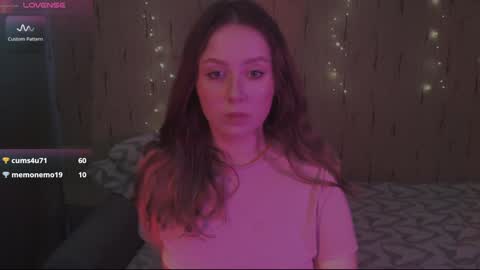 Kira online show from January 28, 2025, 1:49 pm