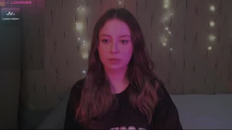 Kira online show from February 7, 2025, 6:13 pm