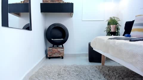    online show from January 16, 2025, 3:02 pm