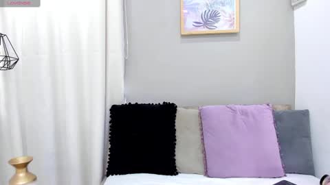    online show from March 4, 2025, 12:12 pm