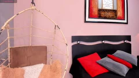 Snapshot of miranda_doll_ chatting on November 15, 2025, 12:23 pm online show from November 15, 2025, 12:23 pm