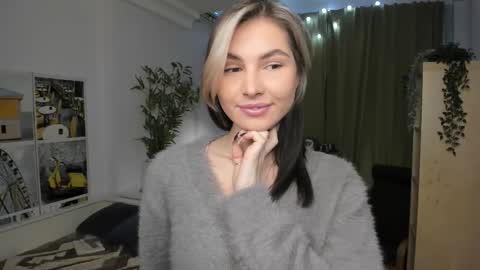 Snapshot of mirandabettman chatting on October 5, 2025, 8:56 am My name is Adele online show from October 5, 2025, 8:56 am