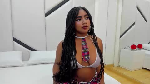 M T online show from October 26, 2025, 1:44 am