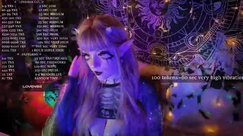 Snapshot of mirareed chatting on November 20, 2025, 6:13 am mirareed online show from November 20, 2025, 6:13 am