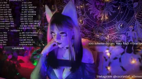 Snapshot of mirareed chatting on January 15, 2026, 3:22 am mirareed online show from January 15, 2026, 3:22 am