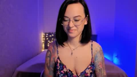 MiraSkyy online show from March 10, 2026, 6:46 pm