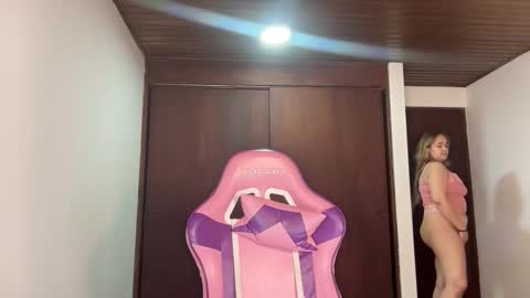 mirilinda online show from October 7, 2025, 3:04 am