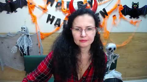 Miroslava Happi online show from October 31, 2025, 7:53 am