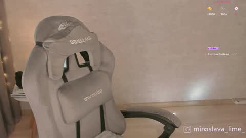 Miroslava online show from October 1, 2025, 5:57 am