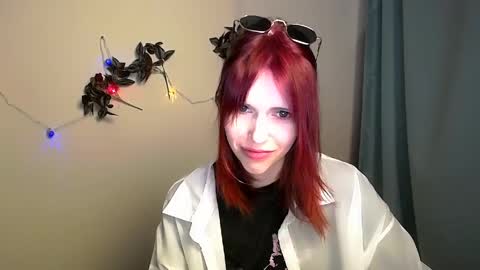 misaki_chan_ online show from May 28, 2026, 9:34 pm