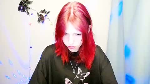 misaki_chan_ online show from June 30, 2026, 9:49 pm