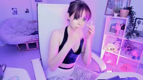 Misa online show from March 12, 2025, 7:06 pm