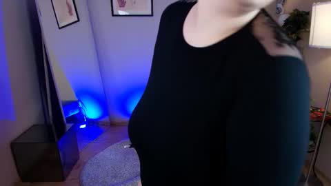 Ivy online show from January 11, 2026, 9:03 am