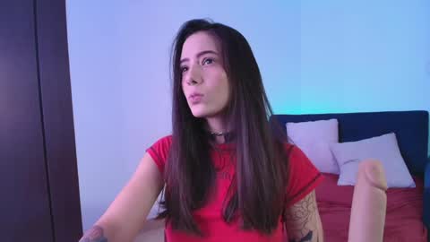 KRAVE  online show from April 14, 2026, 7:53 pm