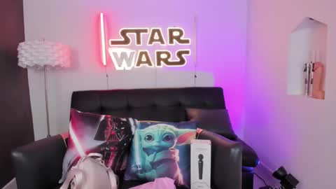 Snapshot of miss___allison chatting on February 19, 2026, 11:06 am Allison online show from February 19, 2026, 11:06 am