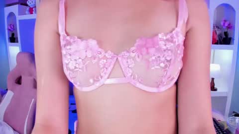 miss___chloe online show from September 19, 2025, 6:30 pm