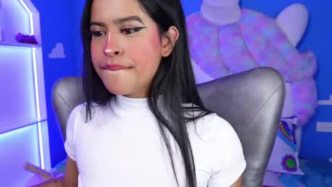 Anya online show from February 22, 2025, 11:02 am