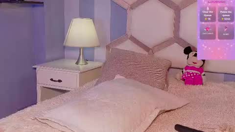 miss__jones_ online show from July 28, 2026, 3:21 pm